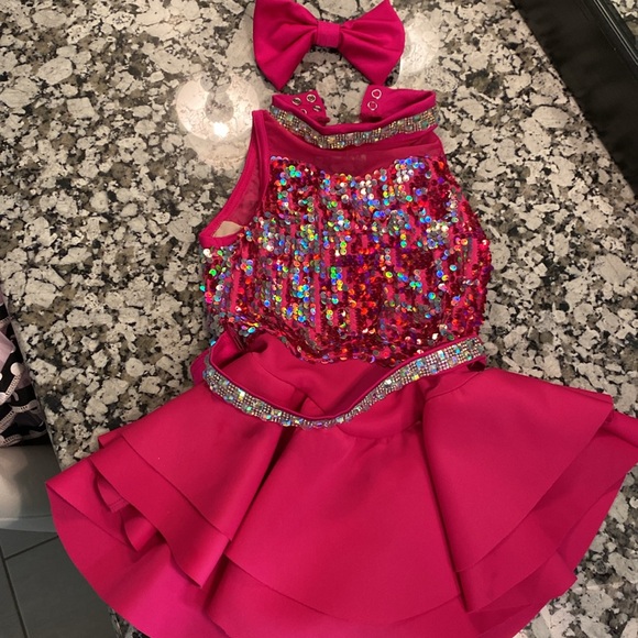 Dance Costumes - Picture 2 of 7